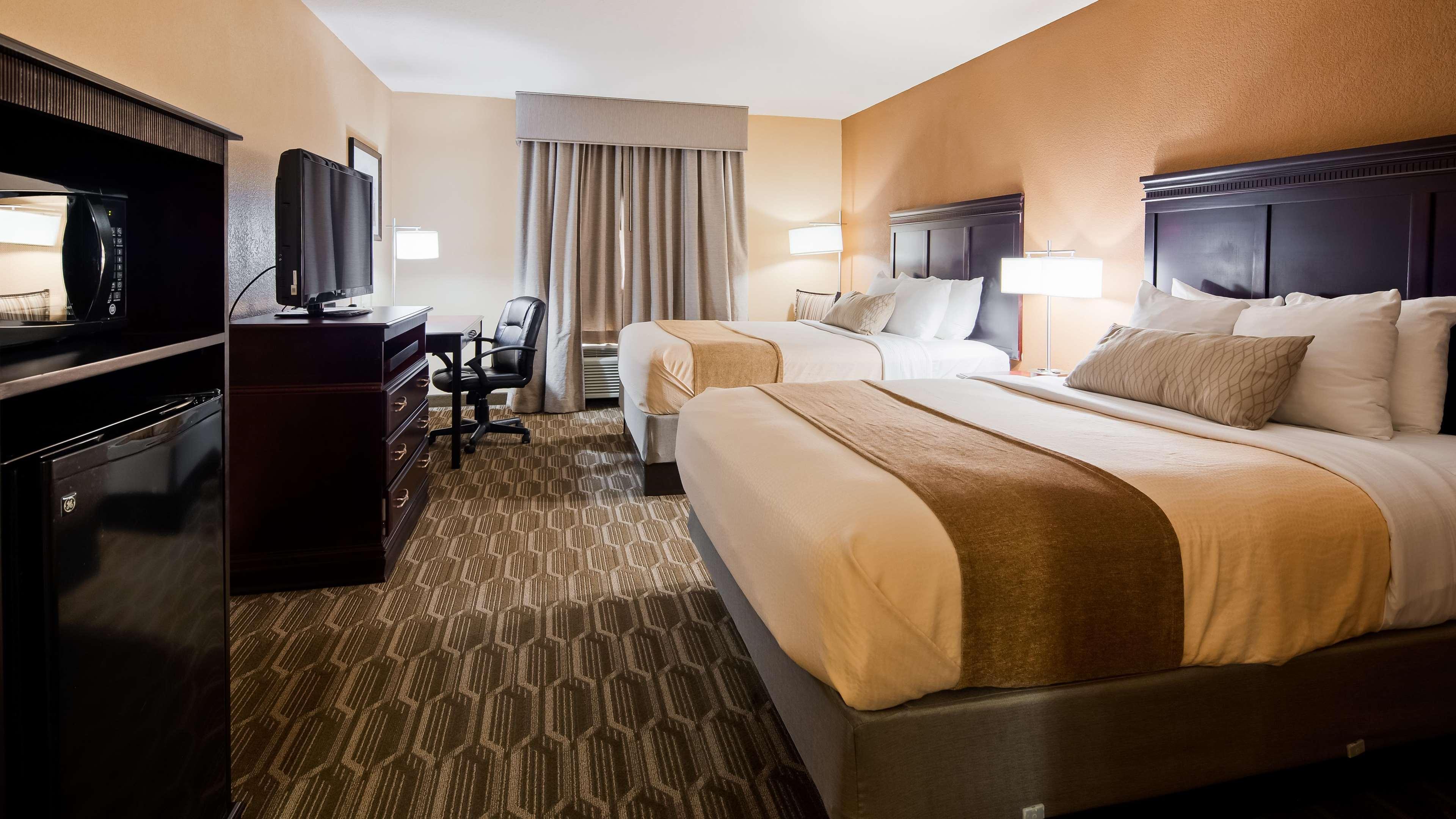 Best Western Granbury Inn And Suites Екстериор снимка
