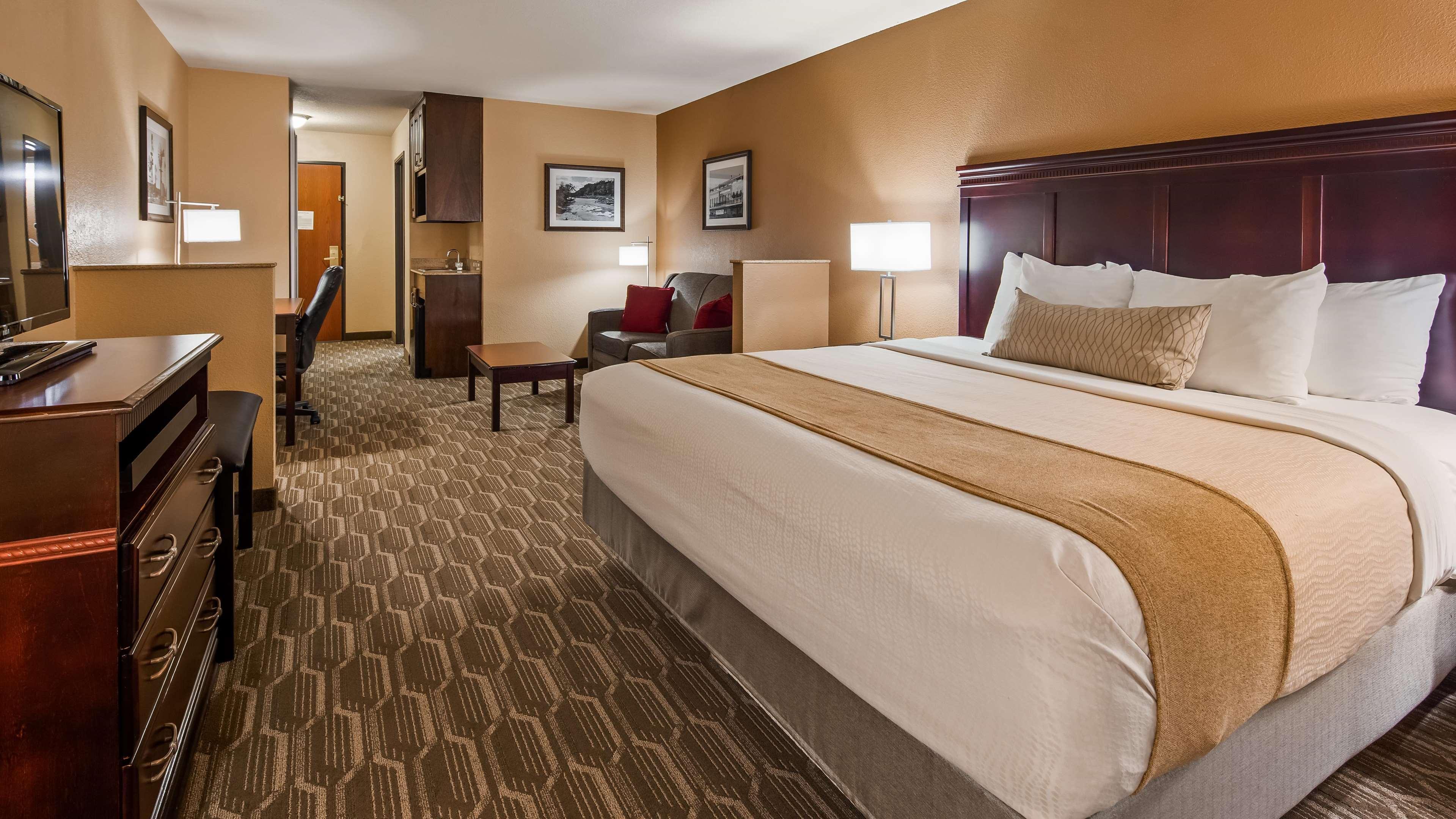 Best Western Granbury Inn And Suites Екстериор снимка