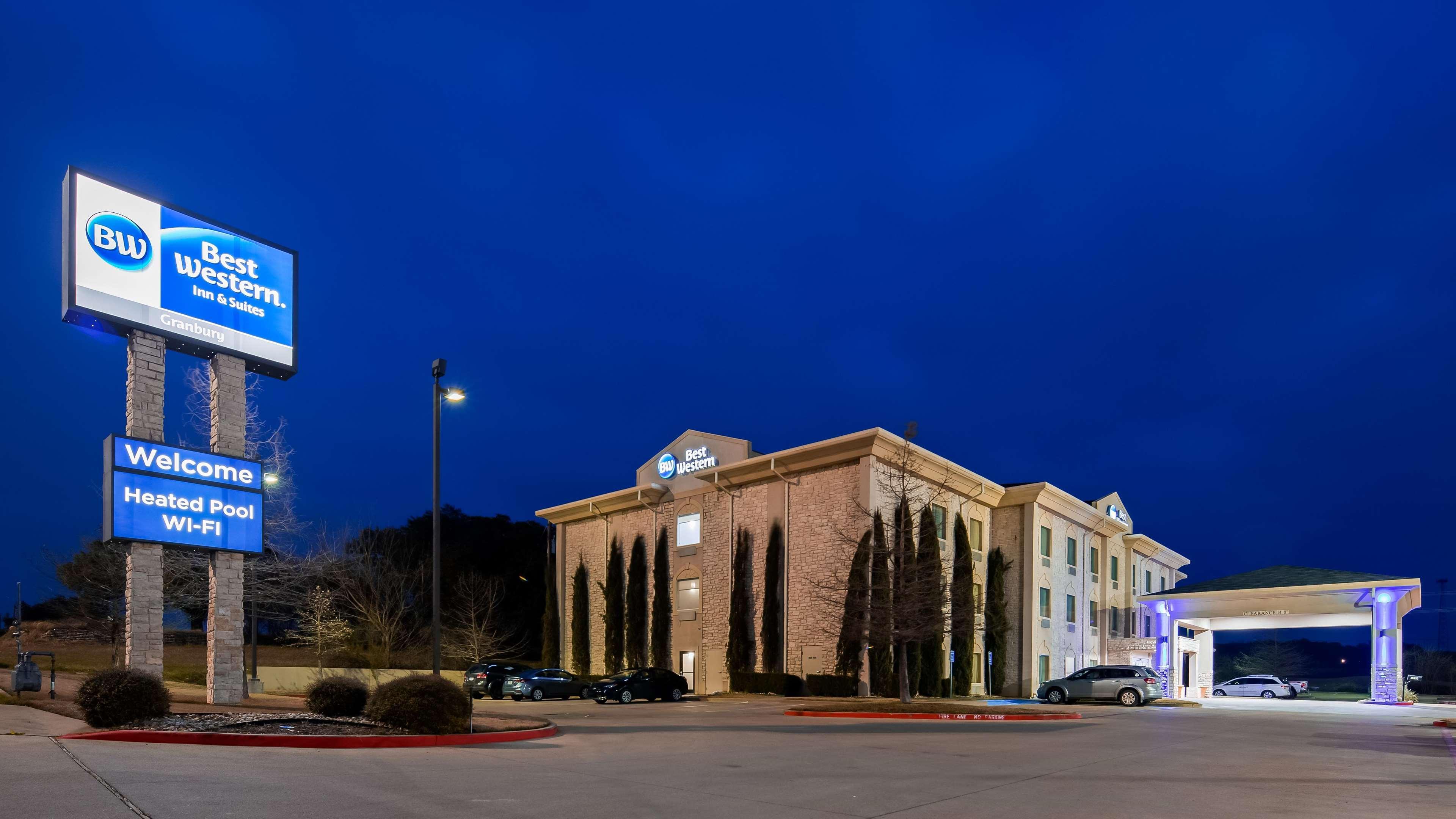 Best Western Granbury Inn And Suites Екстериор снимка