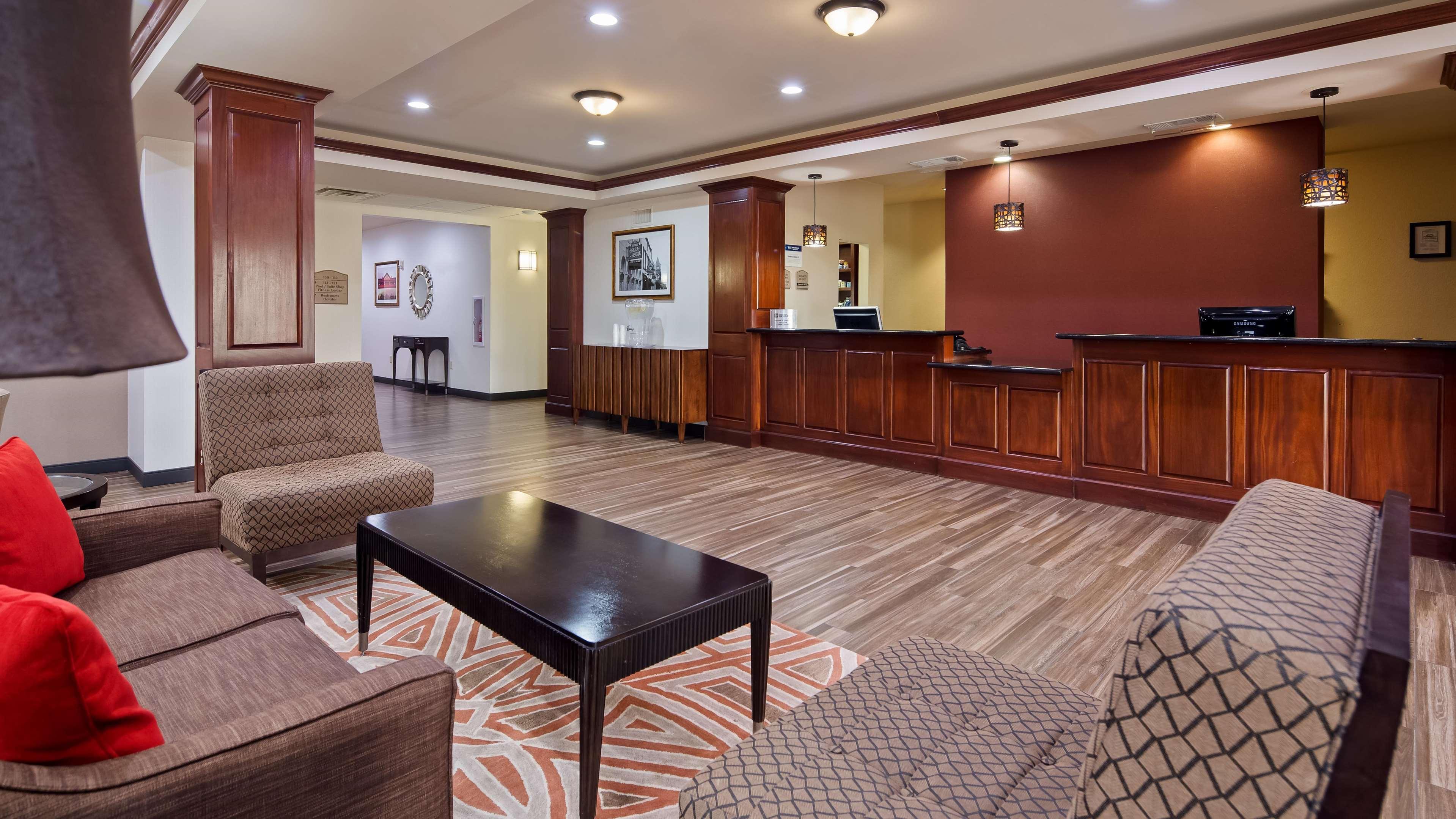 Best Western Granbury Inn And Suites Екстериор снимка