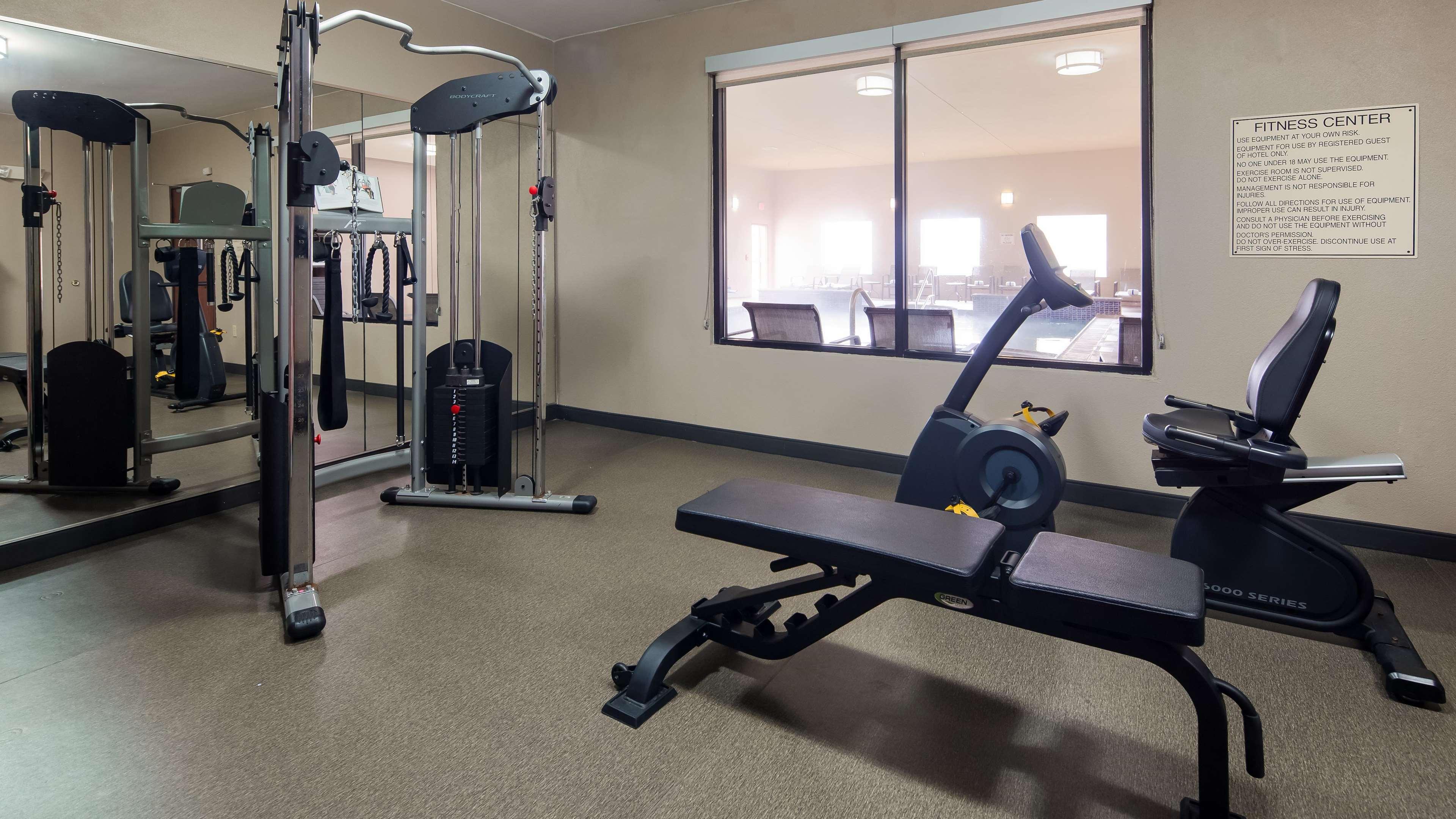 Best Western Granbury Inn And Suites Екстериор снимка